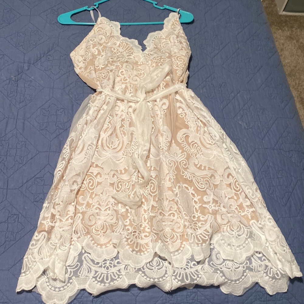 Lace white dress